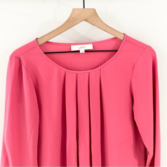 Loft 3/4 Sleeve Pleat Front Blouse Pink Size Small - Picture 3 of 6
